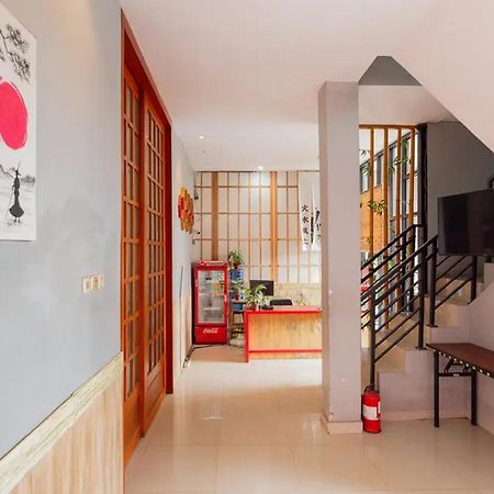 Reddoorz @ Manukan Surabaya Exterior photo